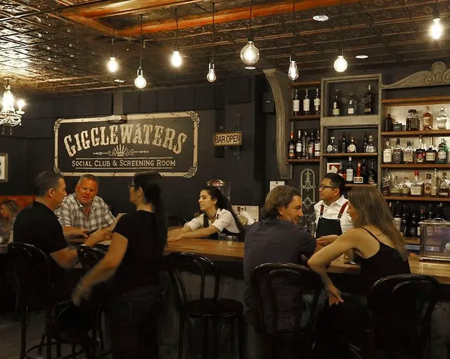 Gigglewaters Bar Review Image