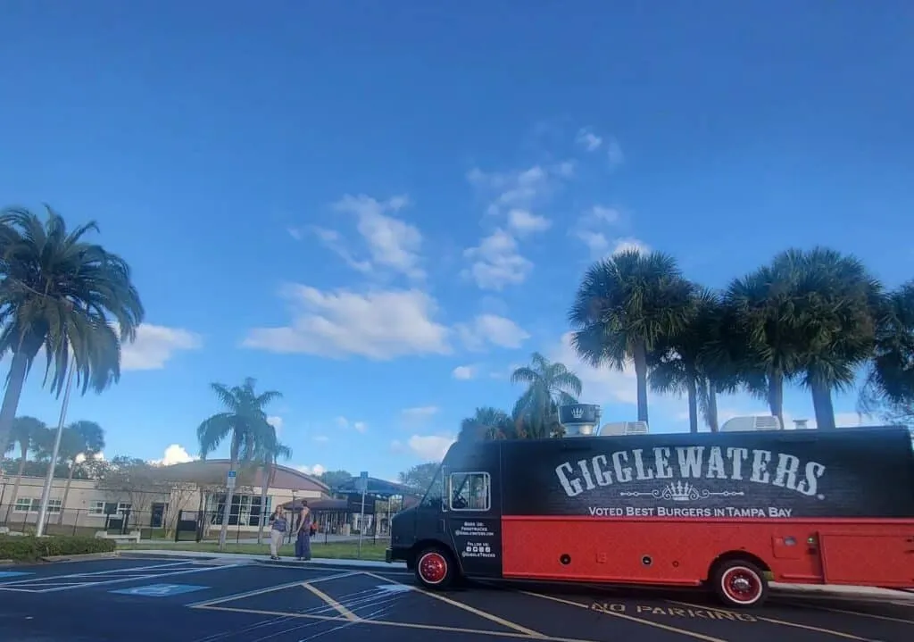 come-see-us-grab-a-burger-at-palm-harbor-university-high-school-tonight 30217 comeseeusgrababurgeratpalmharboruniversityhighschooltonight.jpg