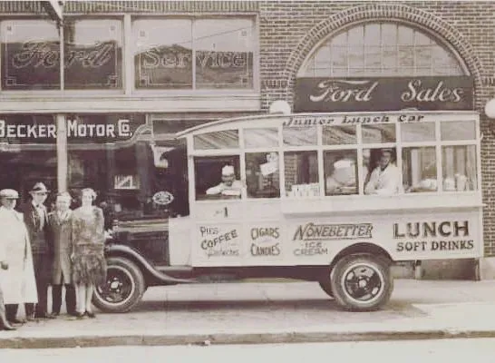 coming-soon-the-giggletruck-gigglewaters-new-food-truck-bringing-1920s-vibes-and-awarding 30245 comingsoonthegiggletruckgigglewatersnewfoodtruckbringing1920svibesandawarding.jpg